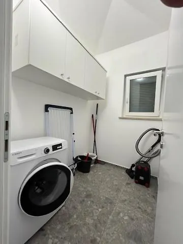 Villa Tadini Joy Babici